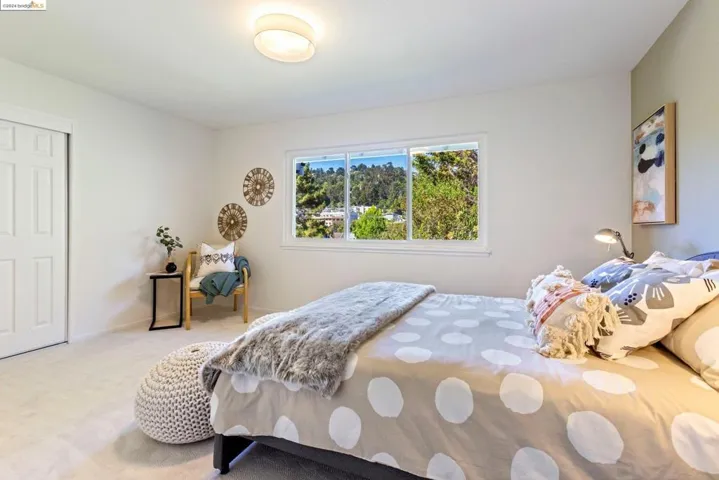 2133 Trafalgar Pl, Oakland, California 94611