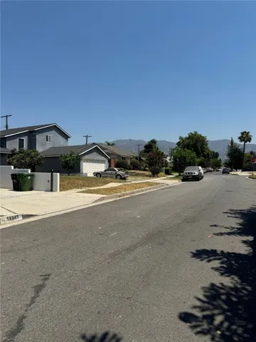 14339 Raven Street, Sylmar, California 91342