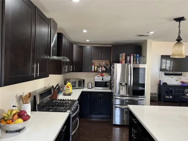 14339 Raven Street, Sylmar, California 91342