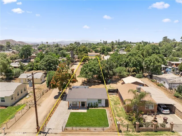 25873 Creag Avenue, Homeland, California 92548