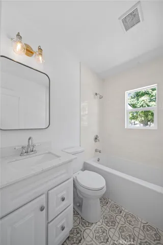 25873 Creag Avenue, Homeland, California 92548