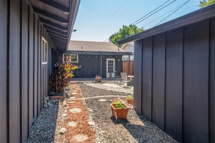 1925 Merle Drive, Redding, California 96001