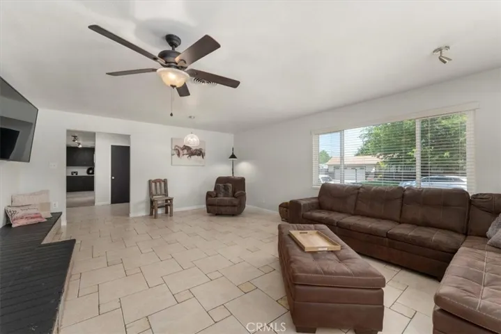 1925 Merle Drive, Redding, California 96001