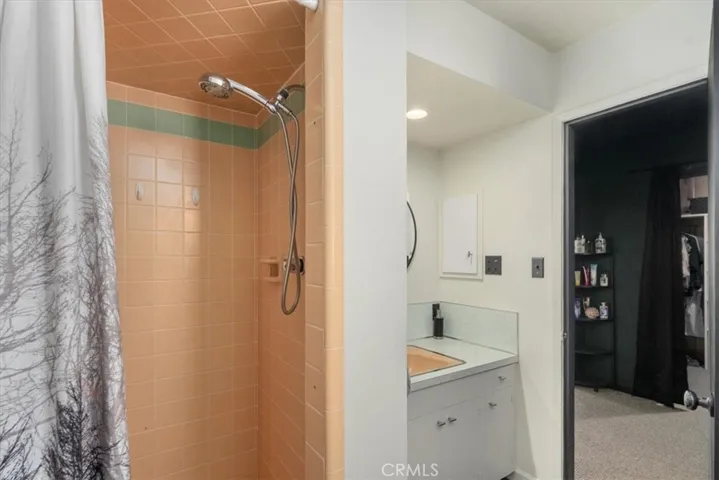 1925 Merle Drive, Redding, California 96001