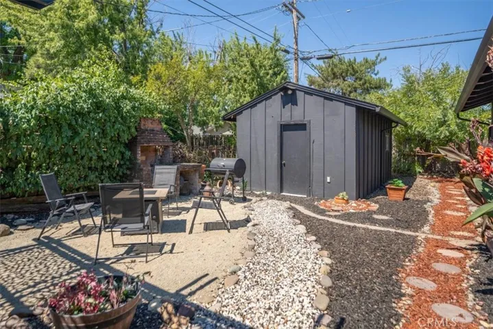 1925 Merle Drive, Redding, California 96001