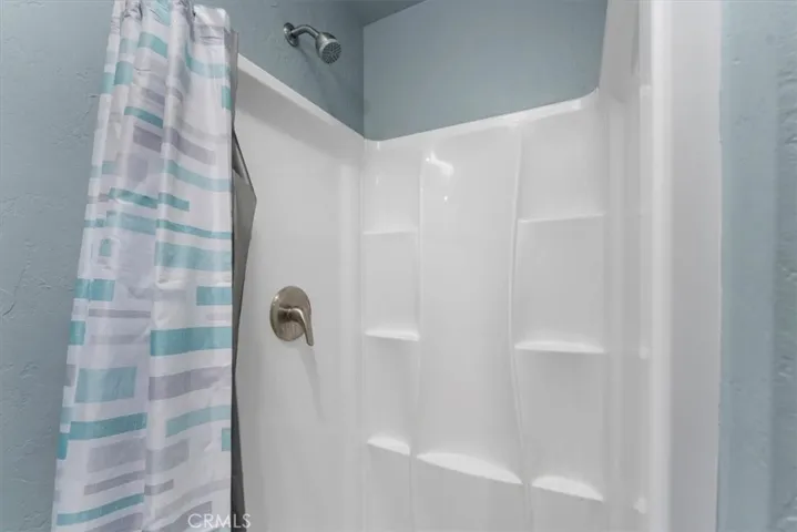 1925 Merle Drive, Redding, California 96001
