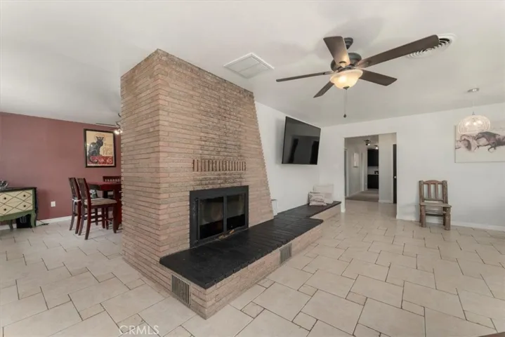 1925 Merle Drive, Redding, California 96001