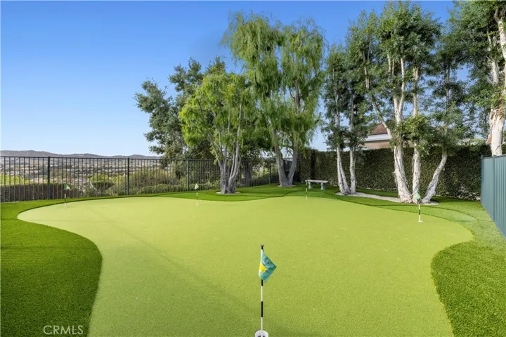 putting green