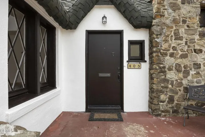 65-web-or-mls-UpmarketMedia_405Coronado-