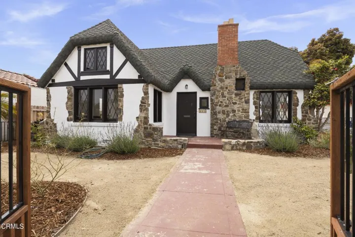 62-web-or-mls-UpmarketMedia_405Coronado-