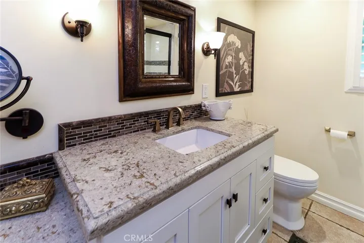 Granite counter vanity hall bath