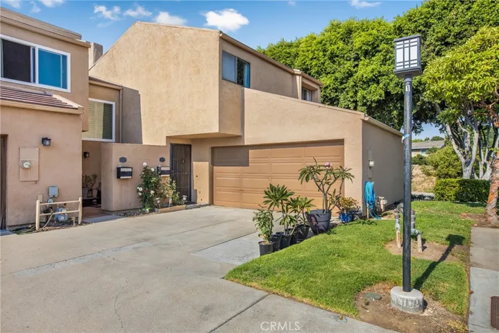 19695 Marino, Yorba Linda, California 92886