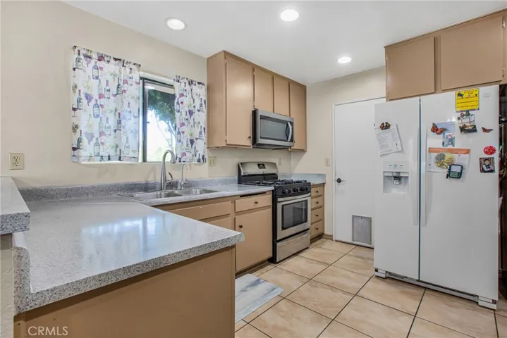 19695 Marino, Yorba Linda, California 92886