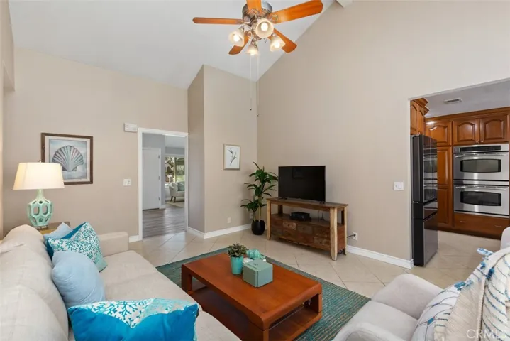 974 South La Salle Circle, Anaheim Hills, California 92807