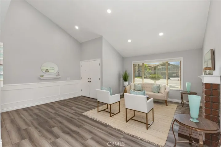974 South La Salle Circle, Anaheim Hills, California 92807