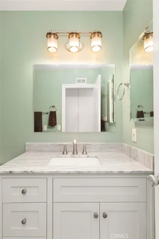 974 South La Salle Circle, Anaheim Hills, California 92807