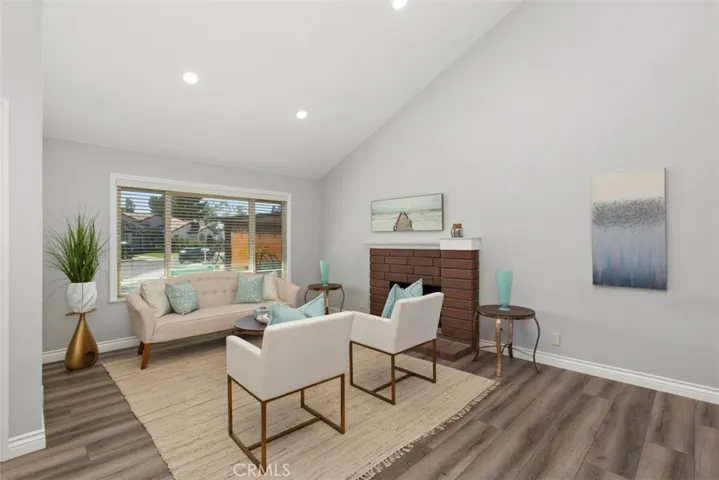 974 South La Salle Circle, Anaheim Hills, California 92807