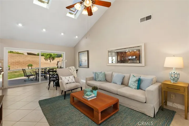 974 South La Salle Circle, Anaheim Hills, California 92807