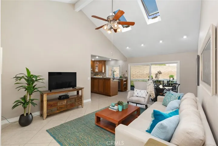 974 South La Salle Circle, Anaheim Hills, California 92807