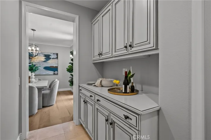29512 Hacienda Drive, Valencia, California 91354