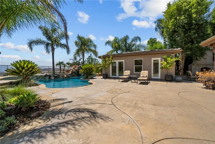 29512 Hacienda Drive, Valencia, California 91354