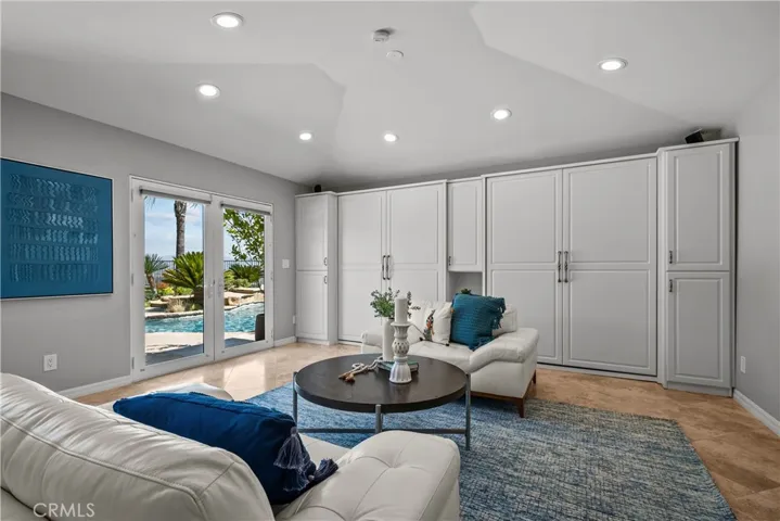 29512 Hacienda Drive, Valencia, California 91354