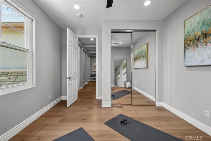29512 Hacienda Drive, Valencia, California 91354