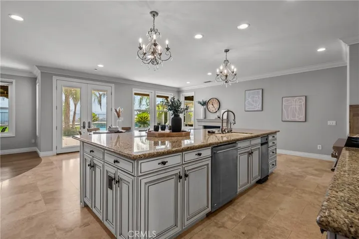 29512 Hacienda Drive, Valencia, California 91354