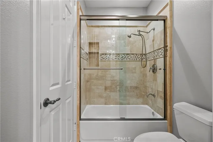 29512 Hacienda Drive, Valencia, California 91354