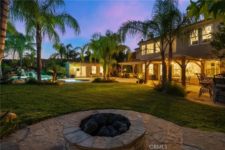29512 Hacienda Drive, Valencia, California 91354