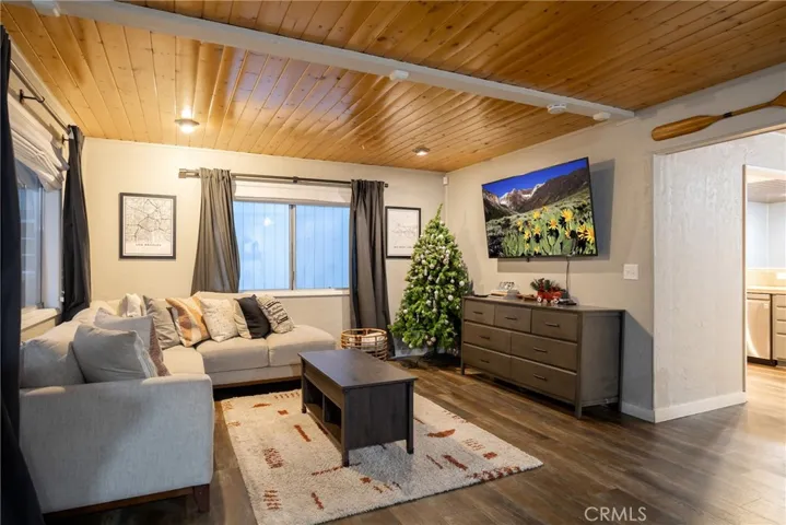 41656 Mcwhinney Lane, Big Bear, California 92315