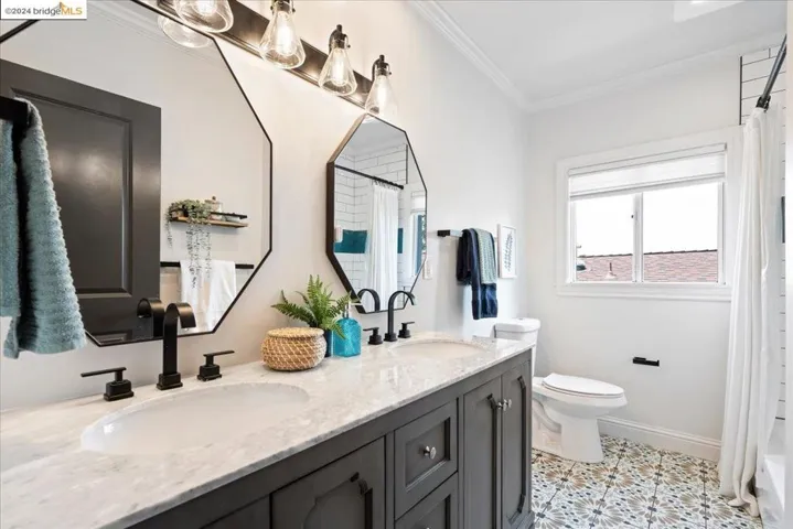 Upstairs Bathroom