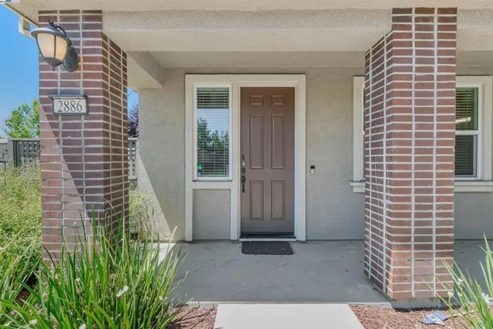 2886 Stringham Way, Dublin, California 94568