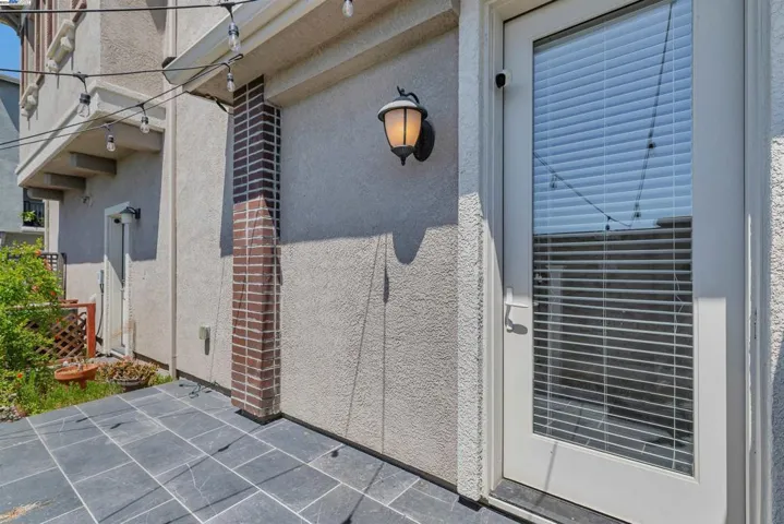 2886 Stringham Way, Dublin, California 94568