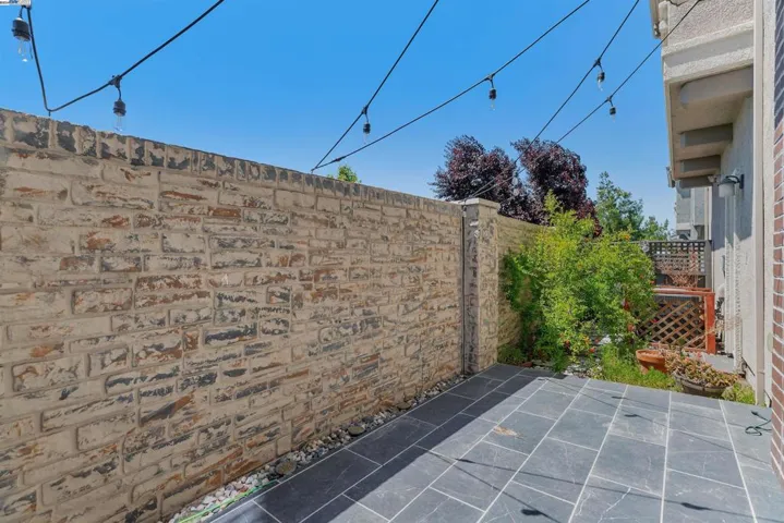 2886 Stringham Way, Dublin, California 94568