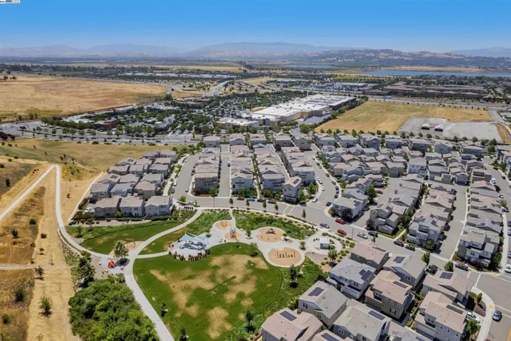 2886 Stringham Way, Dublin, California 94568