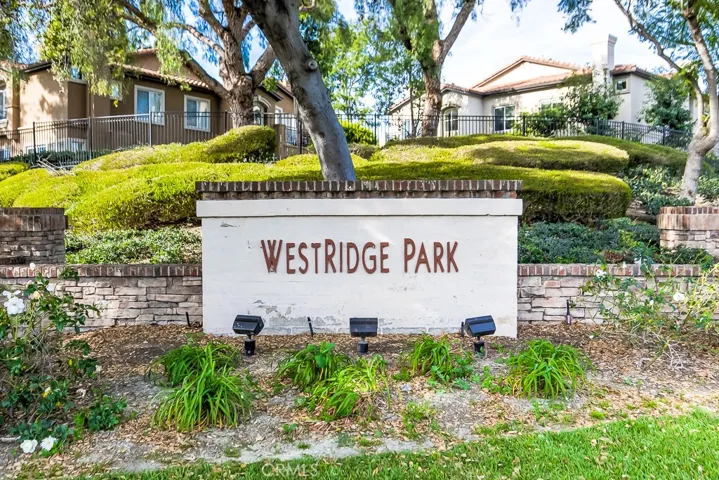9 Bel Flora Court, Aliso Viejo, California 92656