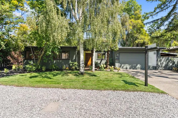 731 Josina Avenue, Palo Alto, California 94306