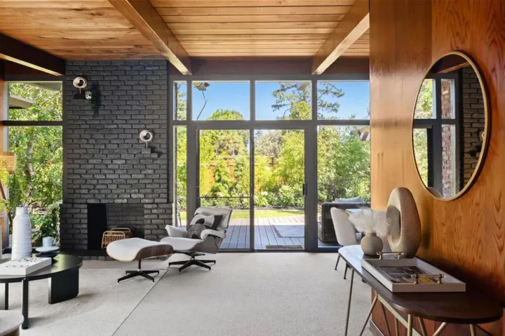 731 Josina Avenue, Palo Alto, California 94306