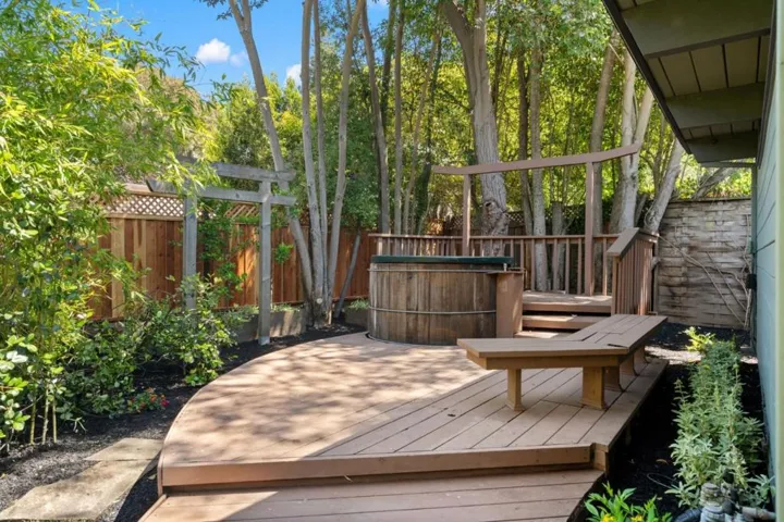 731 Josina Avenue, Palo Alto, California 94306