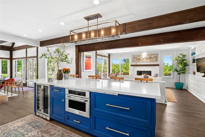 Microwave & Beverage Center