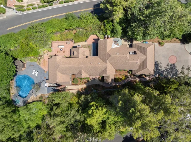 11242 Resevoir Road, North Tustin, California 92705