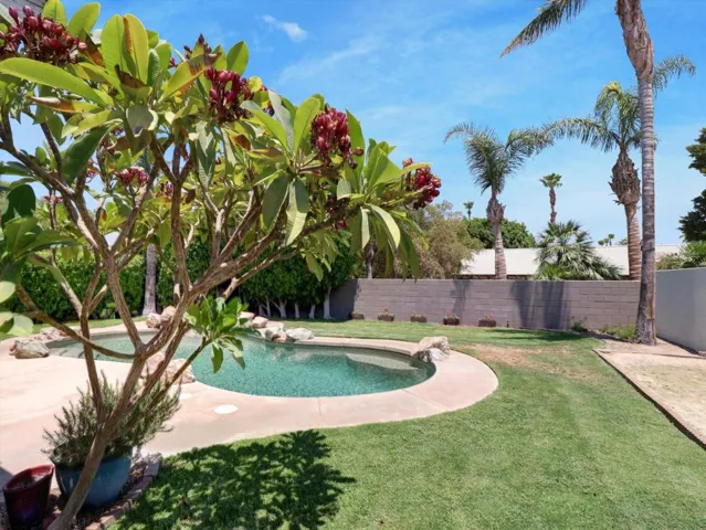 69-68900 Concepcion Road-69