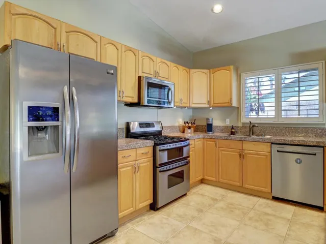 19-68900 Concepcion Road-19