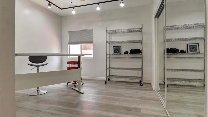 37-68900 Concepcion Road-37