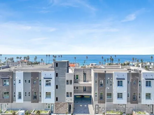 1105 S Cleveland St 102, Oceanside, California 92054