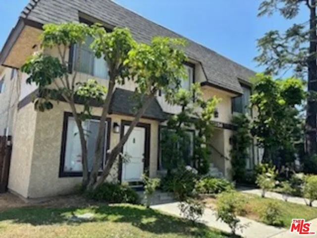 11356 Erwin Street, North Hollywood, California 91606