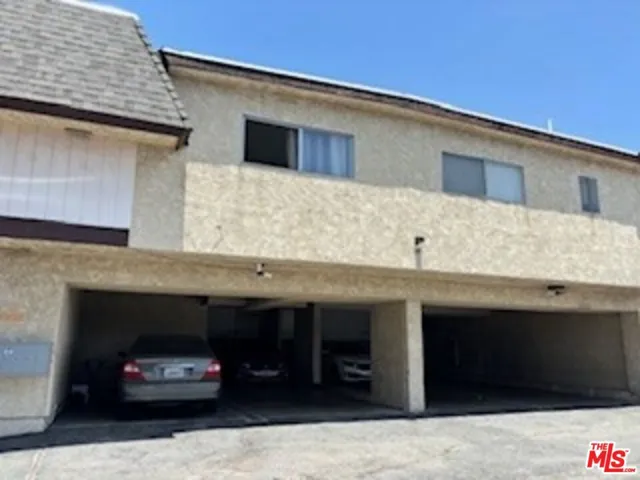 11356 Erwin Street, North Hollywood, California 91606