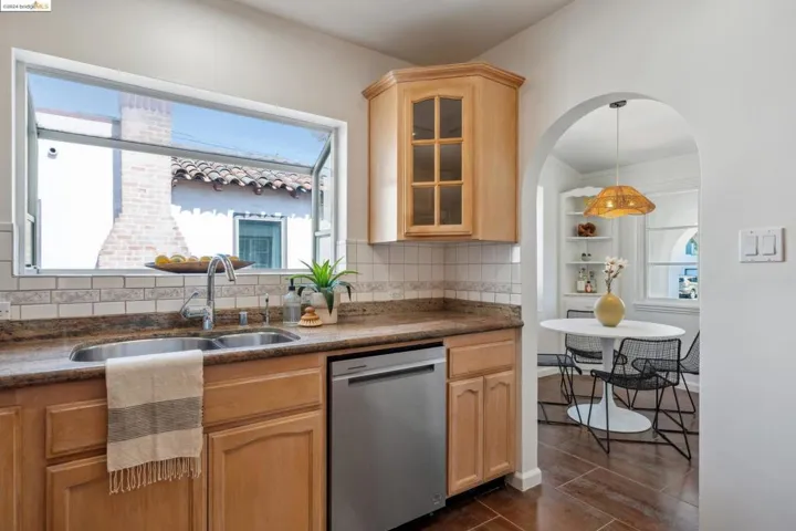 1040 Dutton Ave, San Leandro, California 94577
