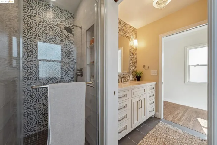 1040 Dutton Ave, San Leandro, California 94577